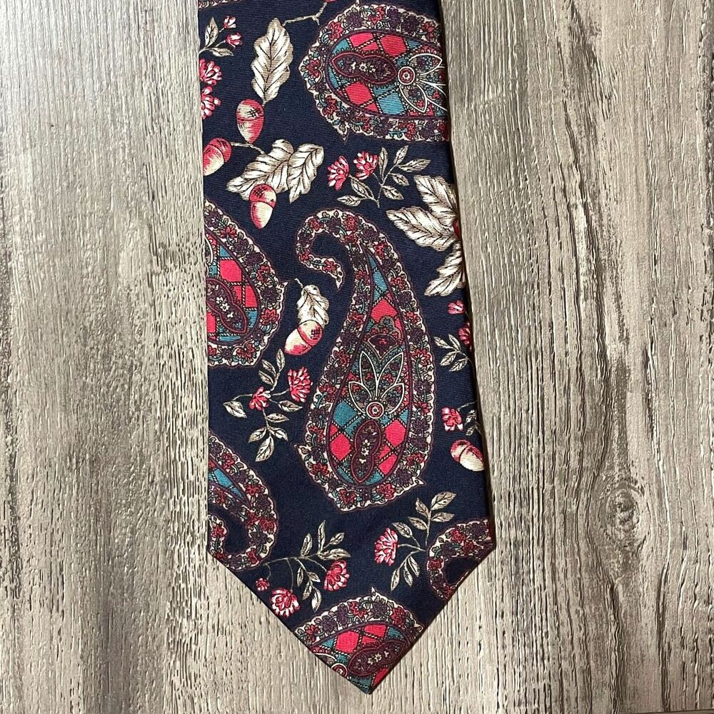 Vintage Zylos George Machado Silk Tie Navy Paisley Medallion USA Made